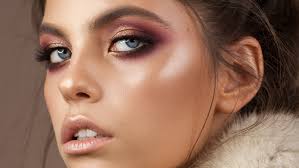 Here’s the Hack for Creating a Perfectly Smudged Eyeliner Look